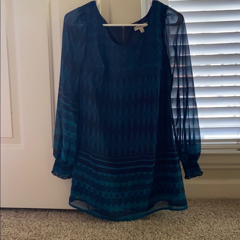 Dress - Picture 2 of 2